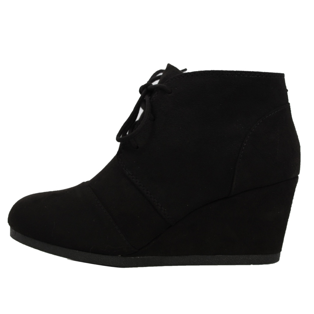 Size 8.5 Black faux suede lace up wedge ankle boot - Picture 3 of 7
